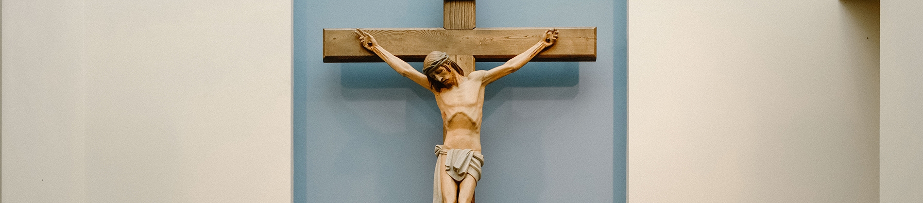 Statue of Jesus on the cross